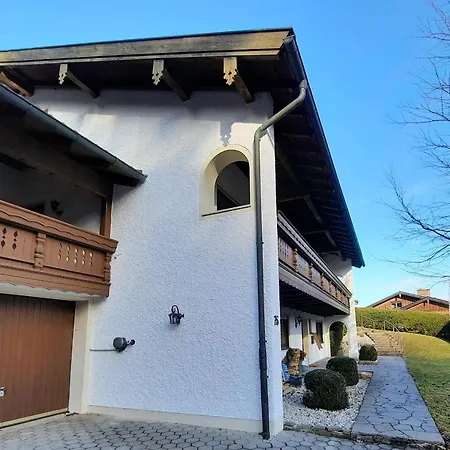 Zwischen Mozart Und Koenig Ludwig * Teisendorf
